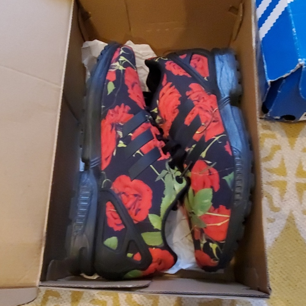 Adidas ZX Flux W  size 8